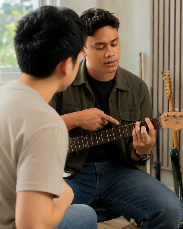 Materi chord dan scale gitar elektrik bersama Daffa Hamzah